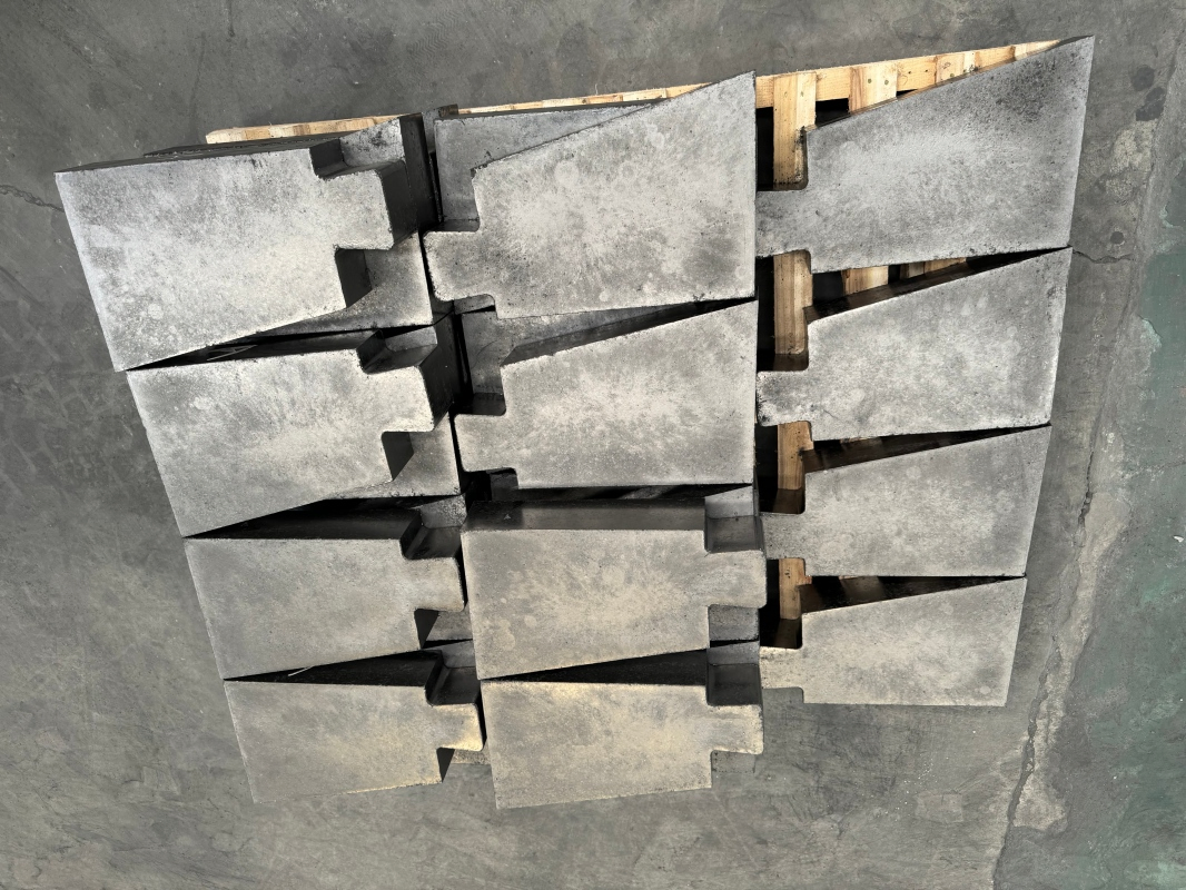 Огнеупорный кирпич Al2O3-SiC-C для сталеразливочного ковша