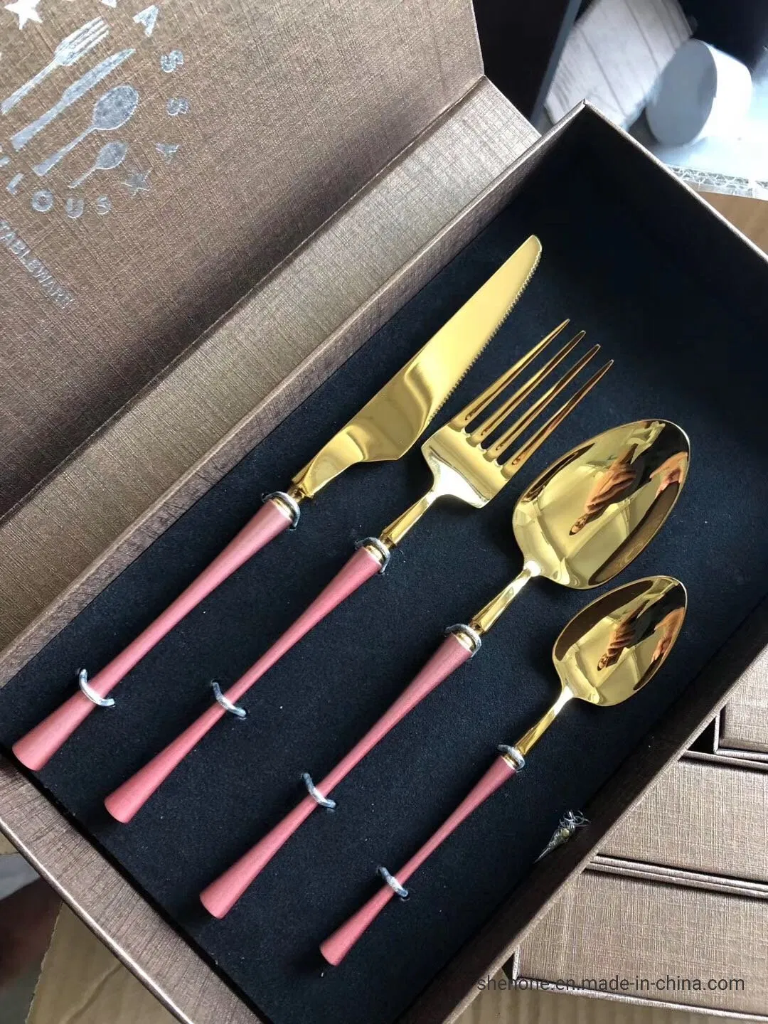 Shenone Multicolor Stainless Steel Spoon Fork Knife Cutlery Set