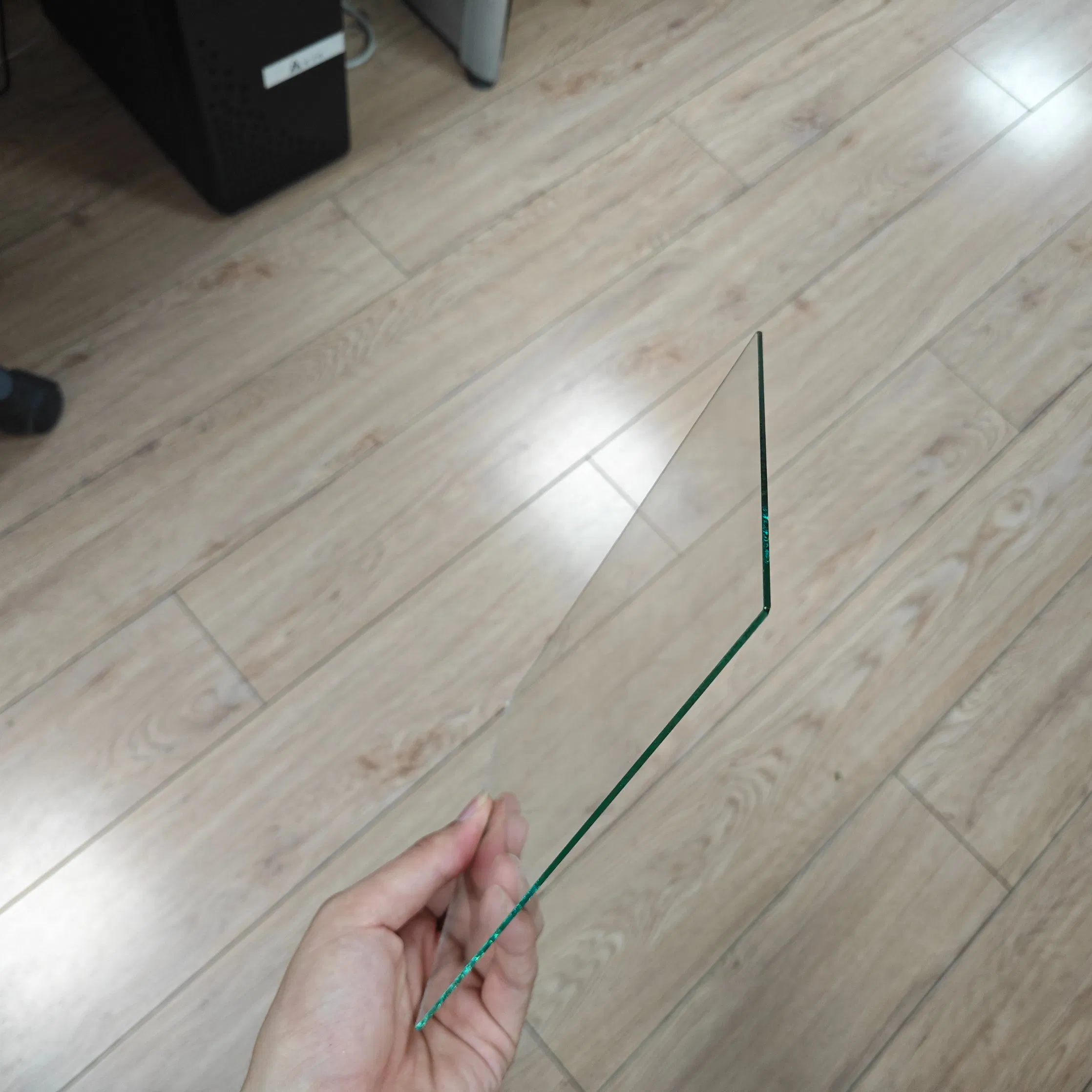 1.1mm Clear/Ultra Clear Sheet Glass Flat Frame Glass for Showcases etc.
