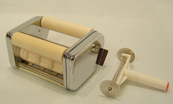 Stainless Steel Manual Home Use Small Dumpling Making Machine