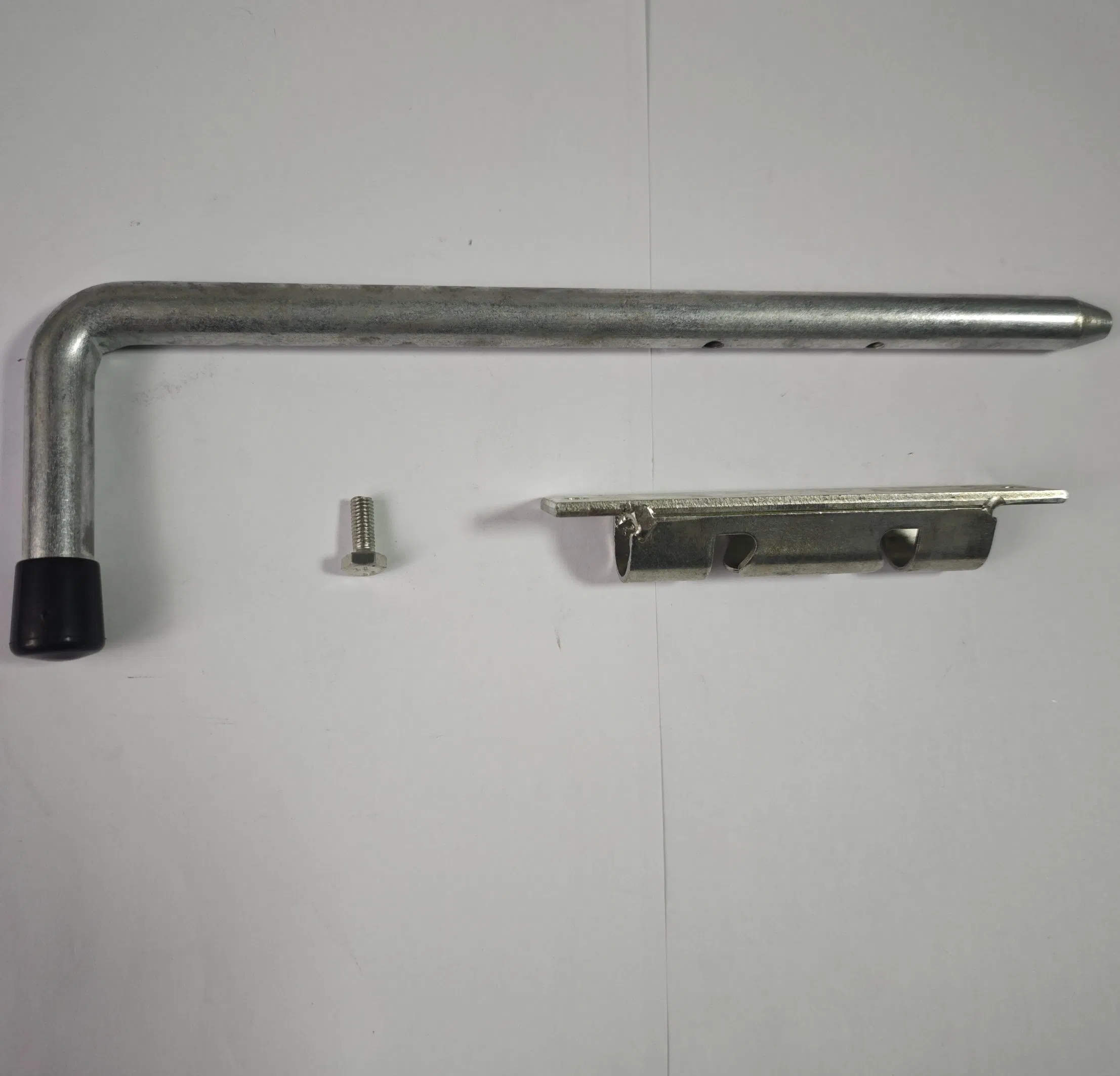 Gate Latch with Small Bolted Plate for Instalation