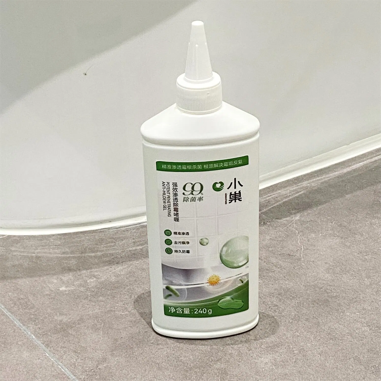 Automatic Aerosol Spray for Fast Mold and Mildew Removal