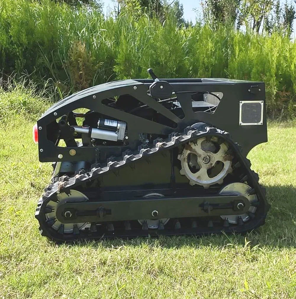 Гусеничный радиоуправляемый роторный газонокосильщик с мульчером