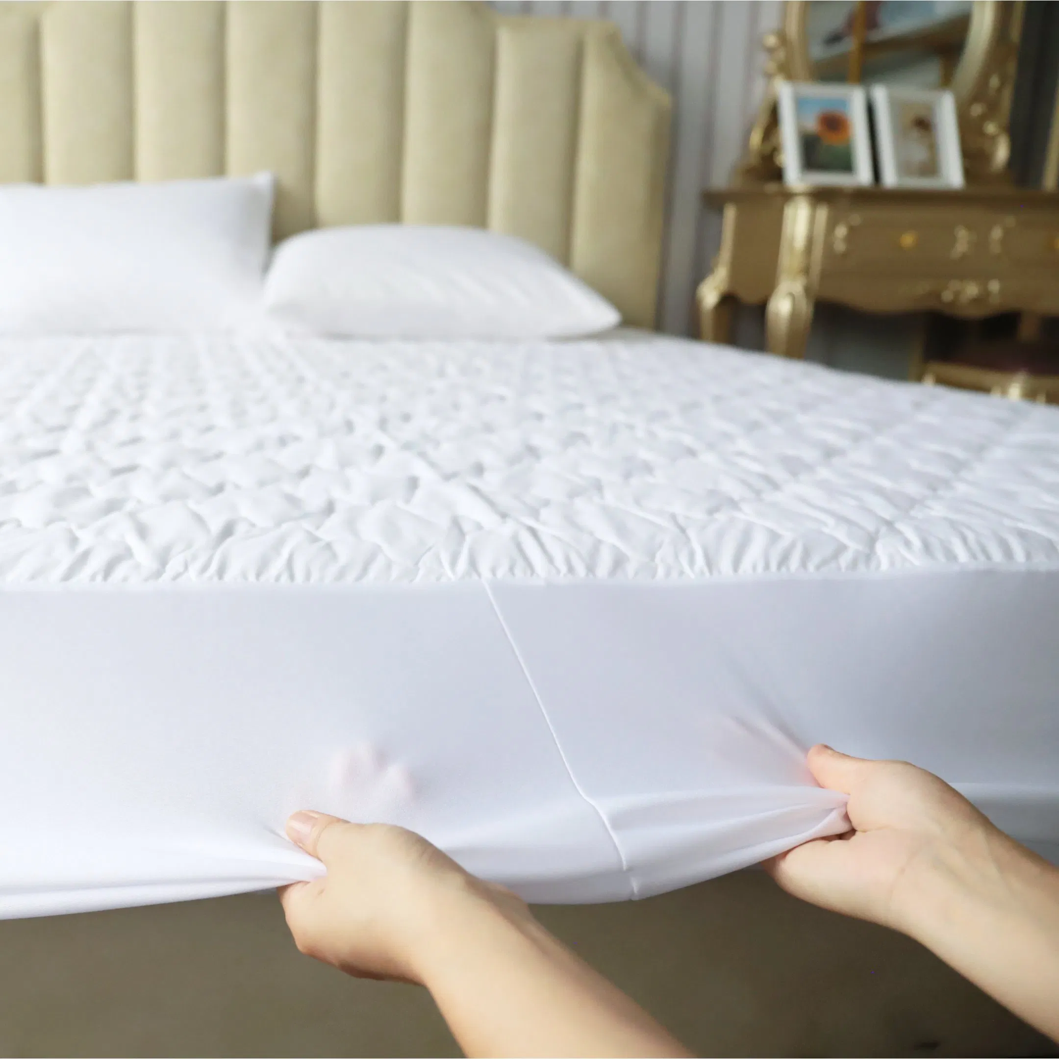 Factory Wholesale Quilted Woven 100% Cotton Waterproof Mattress Protector Cover Ultra Soft