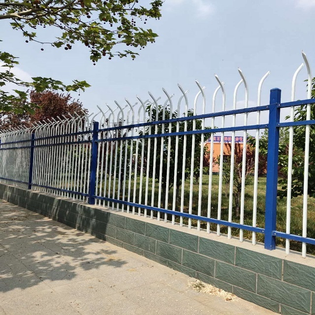 Premium Galvanized Steel Spear Fencing for Long-Lasting Durability