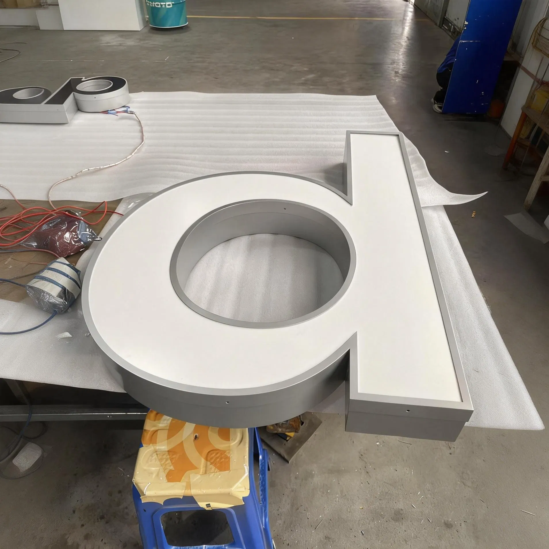 Eye-Catching Wall Mounted Channel Letters for Corporate Branding