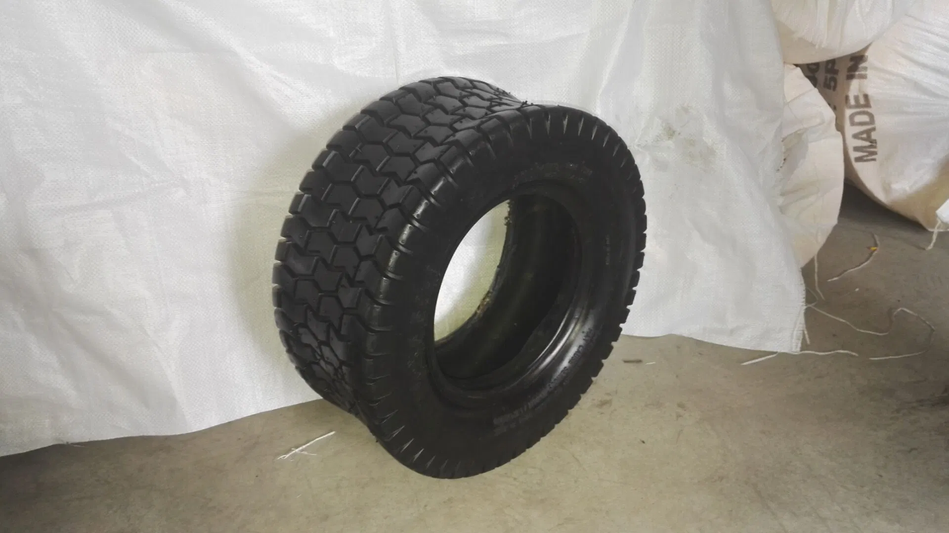 Колесо для тачки с камерой