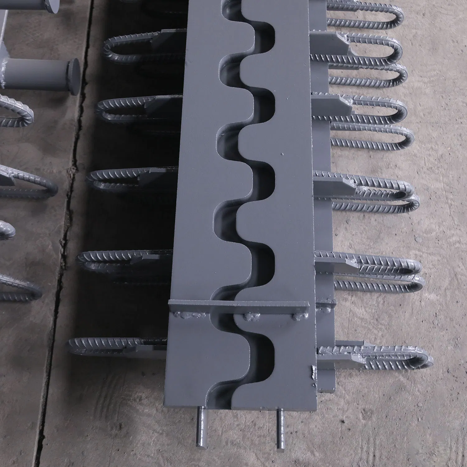 Stainless Steel Plate Finger Expansion Joints Comb Tooth Plate Bridge Expansion Joint Used for Highway Bridge