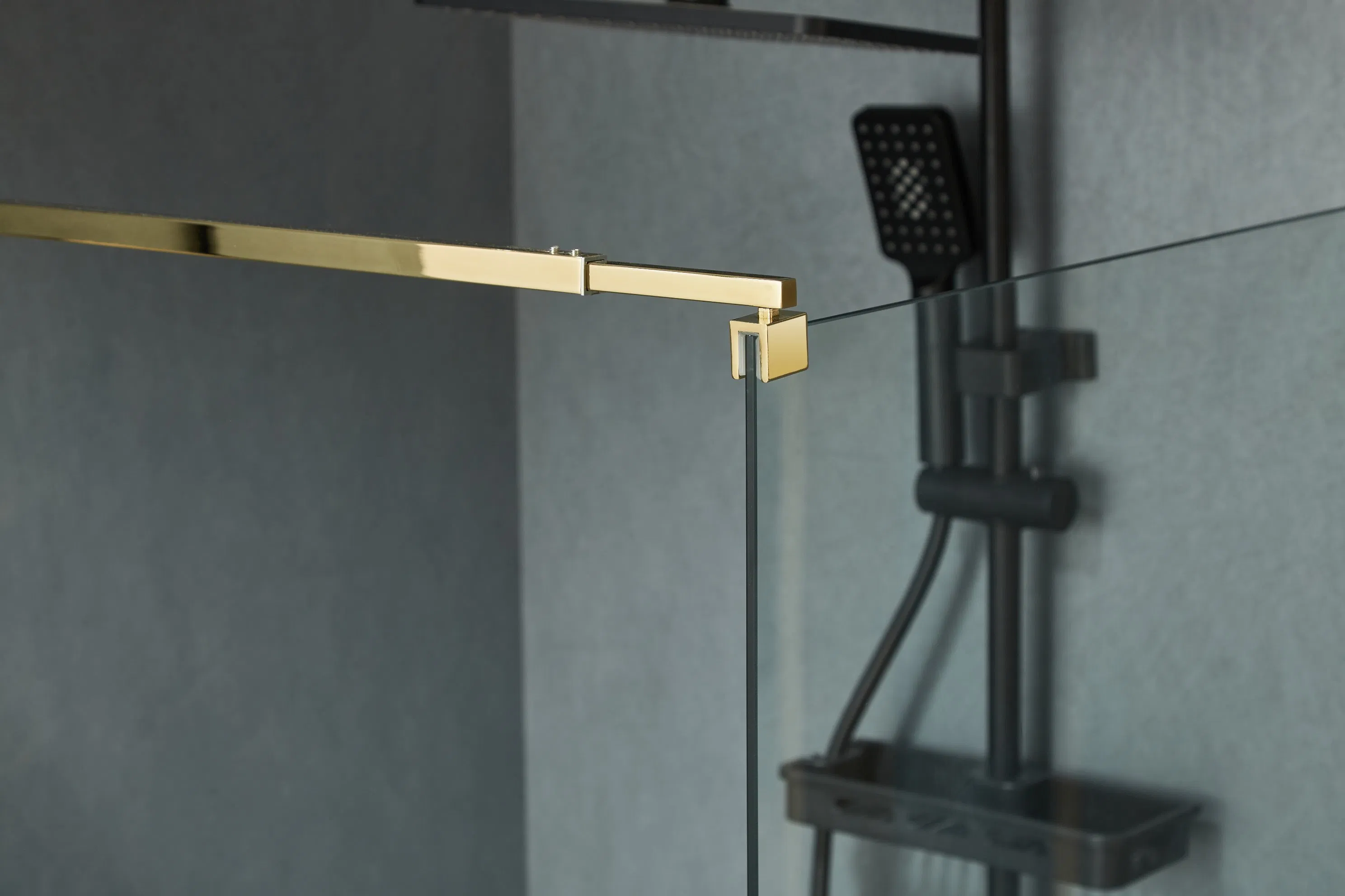 High Quality Frameless Tempered Glass Simple Walk in Shower Screen Gold