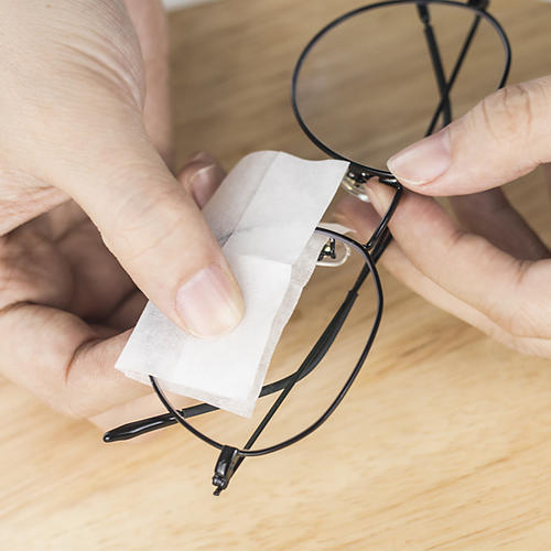 Anti-Fog Wipes for Eyeglasses and Lens Cleaning Wipes
