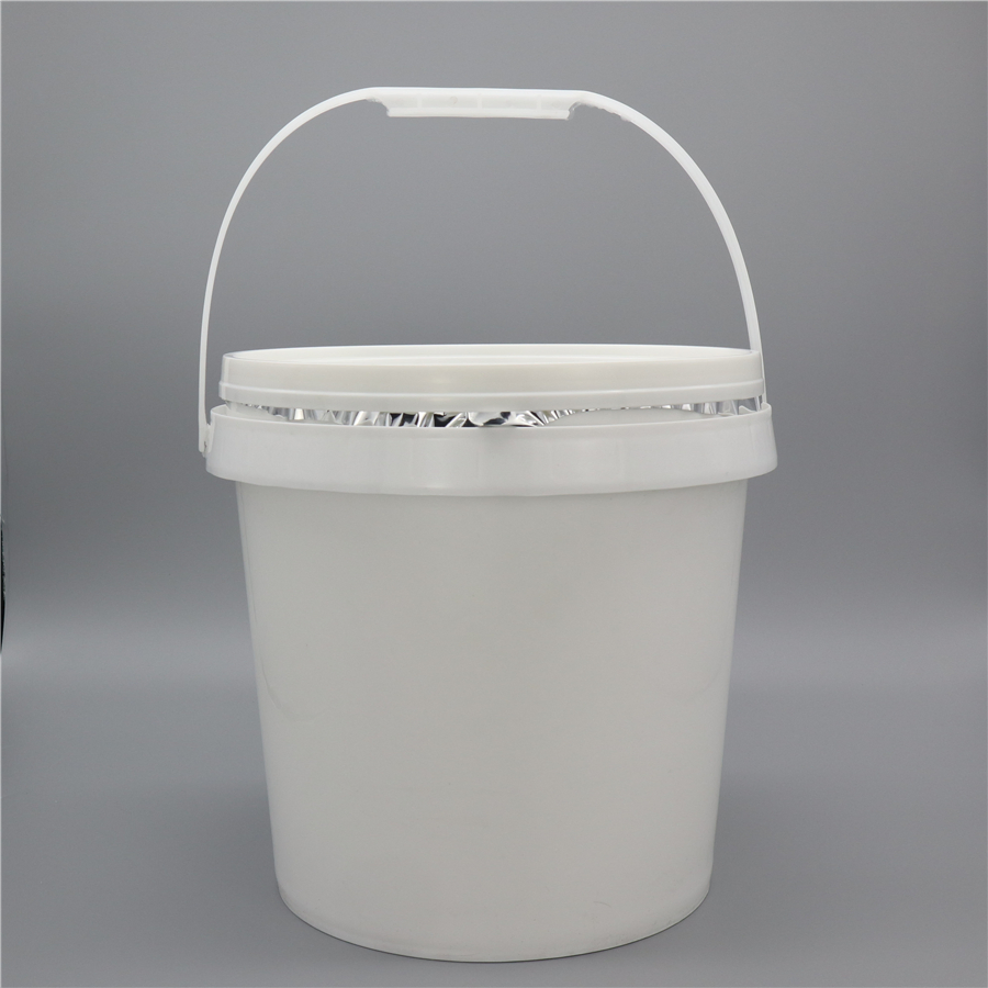 Eco-Friendly Antibacterial Gym Wipes for Quick Workout Cleanup