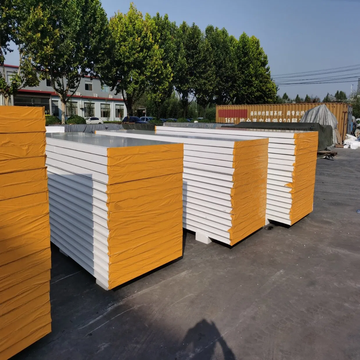 PUR/PU/PIR/Puf Polyurethane Foam Insulation/Insulated Sandwich Wall and Roof Panels for Prefabricated Houses