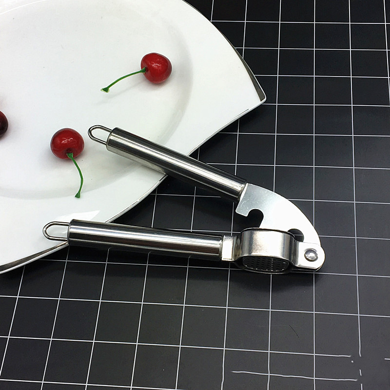 Rust-Proof Garlic Crusher Stainless Steel Garlic Press for Crushing