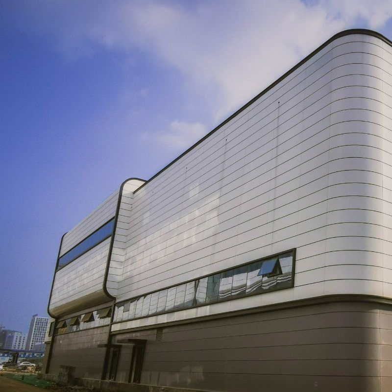 Light Steel Structure Garage, Warehouse with Rolling up Door (XGZ-SSB082)