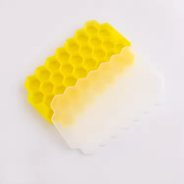 Factory Hot Selling Food Grade Honeycomb Shaped Semi Circular Tray Cube Silicone Ice Mold Kitchenware for Home Use Silicone Ice Cube Trays