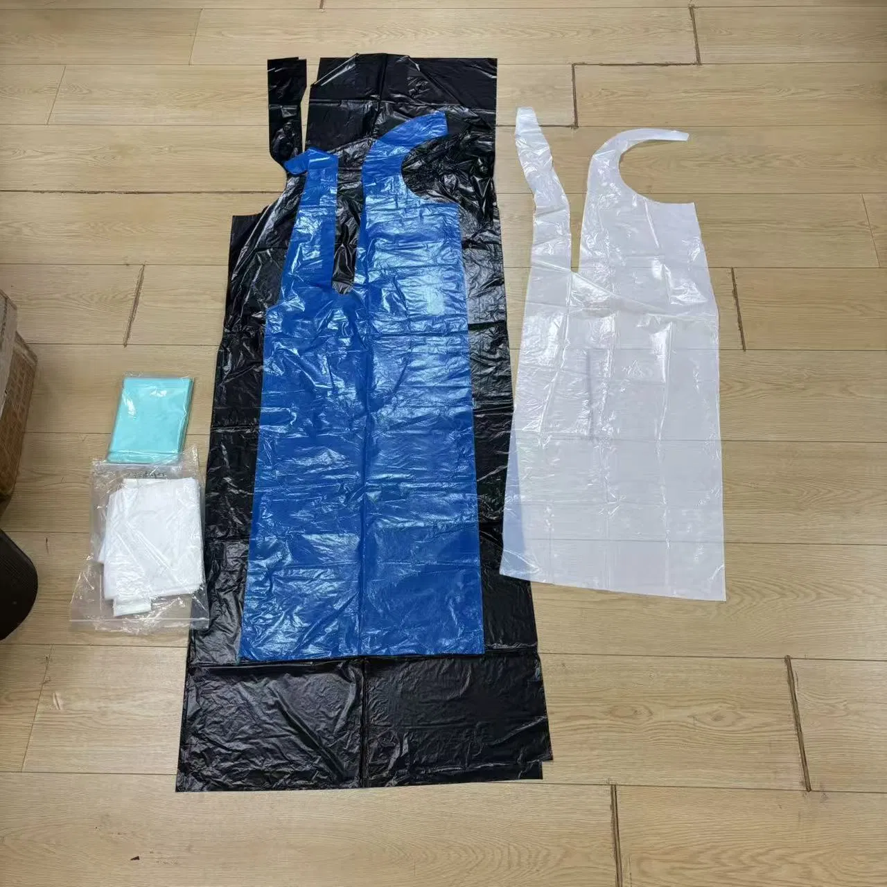 Factory Direct Delivery, Disposable PE Apron