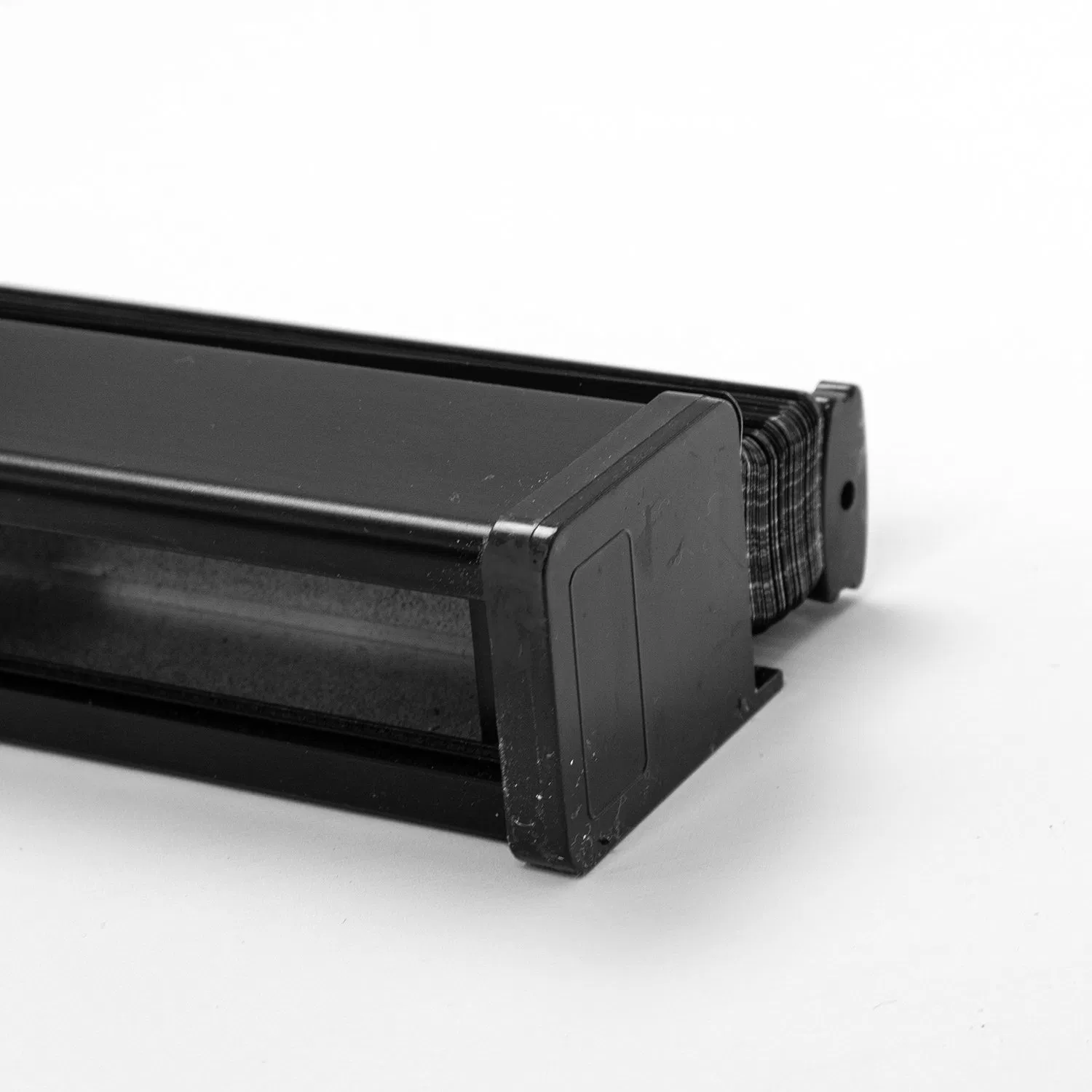 Customized Factory Sale 110V 230 Voltage 50mm 2'' Inch Slats Real Wood 12V Li Battery Basswood Window Motorized Venetian Shades