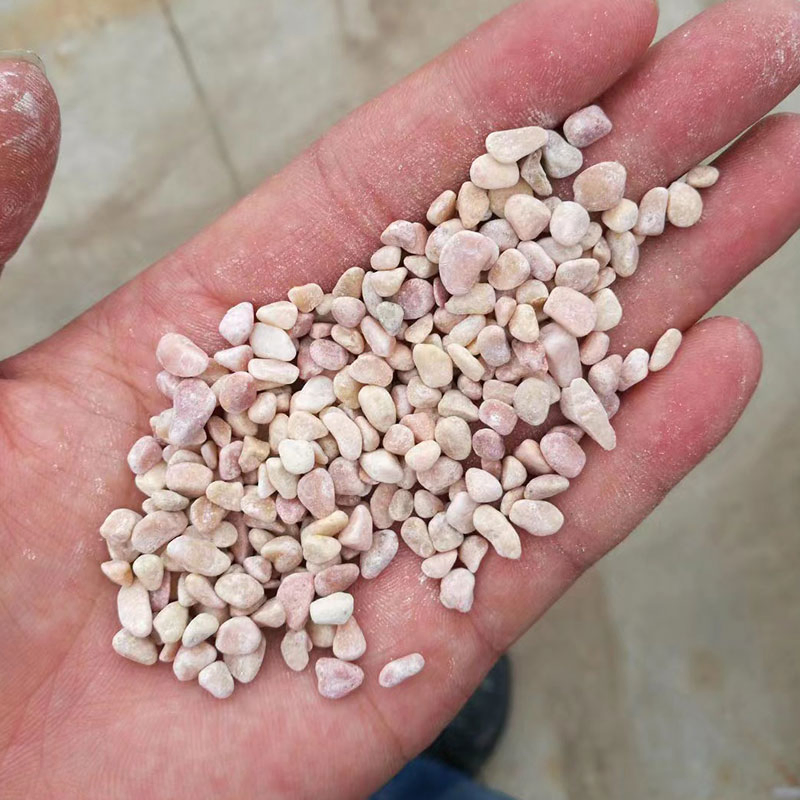 Muti Colors River Stone Yellow/Pink/Grey/Red/Black/White Pebble for Exterior Decoration Outdoor Garden Landscaping Paving Price