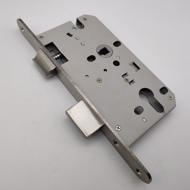Factory Supply European Standard Fireproof Wooden/Steel Door Fireproof Ss Lockbody