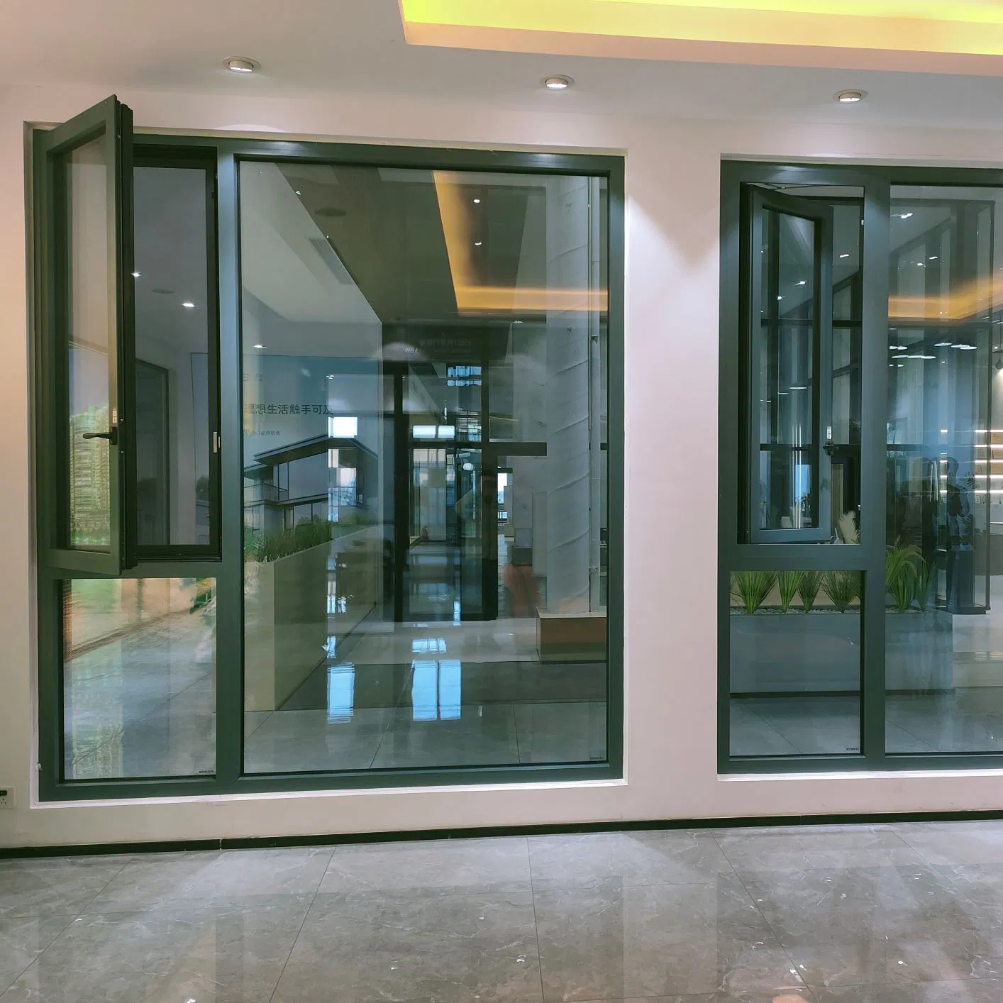 Double Glazed Bifold Door Aluminium French Windows and Hinged Sliding Stacking Glass Doors