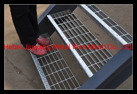 ISO9001 Galvanized Stair Treads & Steel Stair Treads