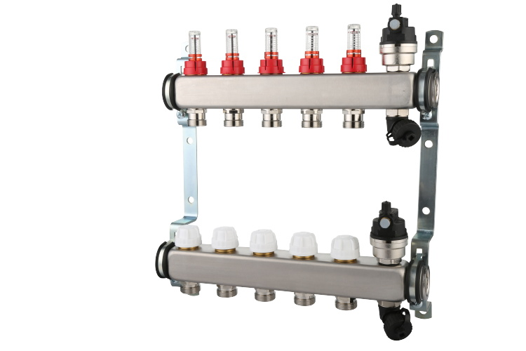 Stainless Steel 304 Manifolds with 16 Type Flow Meters.