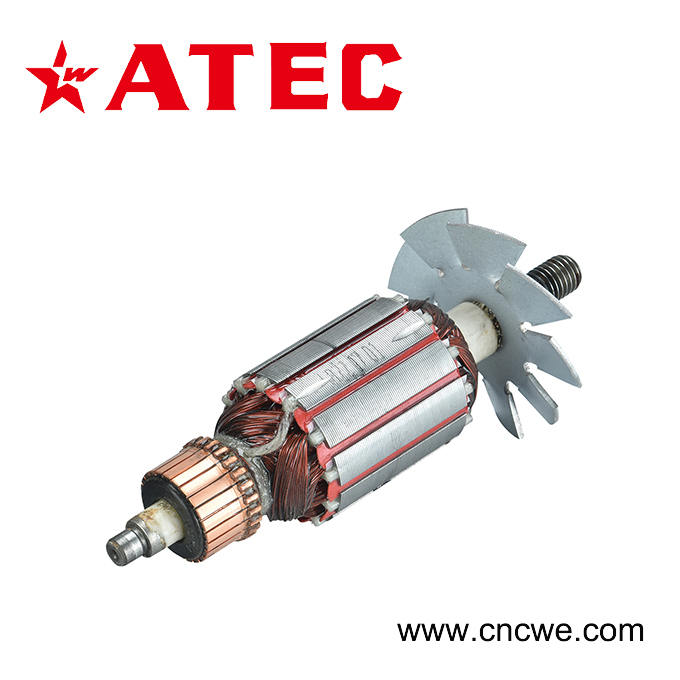 Электрорубанок Hitachi AT5822, 650Вт, 82мм