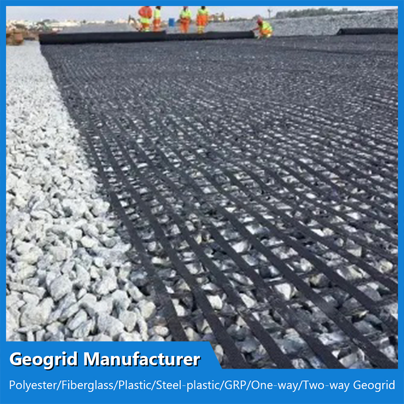 Polypropylene PP/Polyester Pet Geogrid Composite Nonwoven Bitumen Coated for Asphalt Overlayer Reinforcement