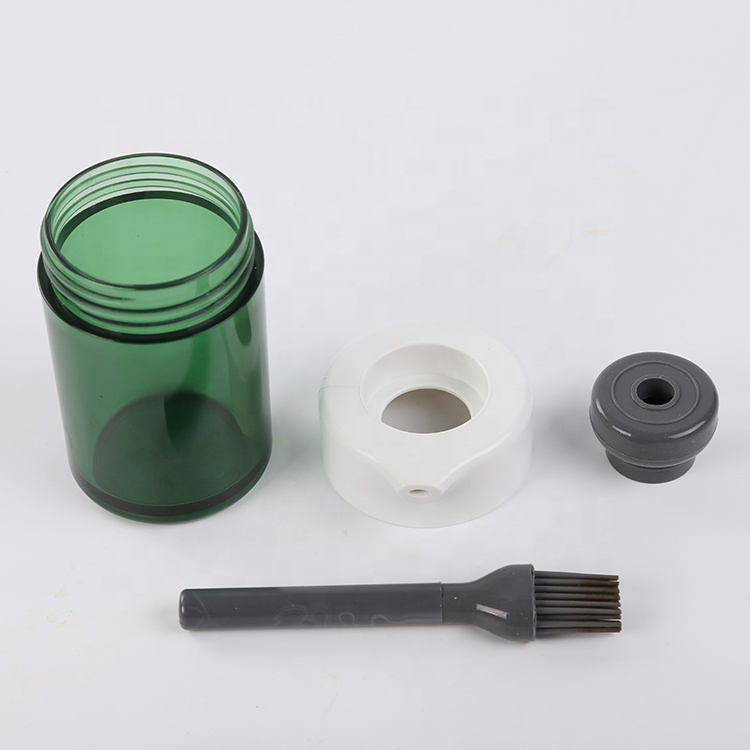 New Design Creative Easy Touch Pump 2in1 Plastic Kitchen Oil Dispenser Bottle with Silicone Brush