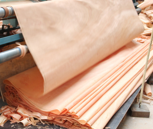 Factory-Hardwood Veneer in 1300X2500mmx 0.60mm