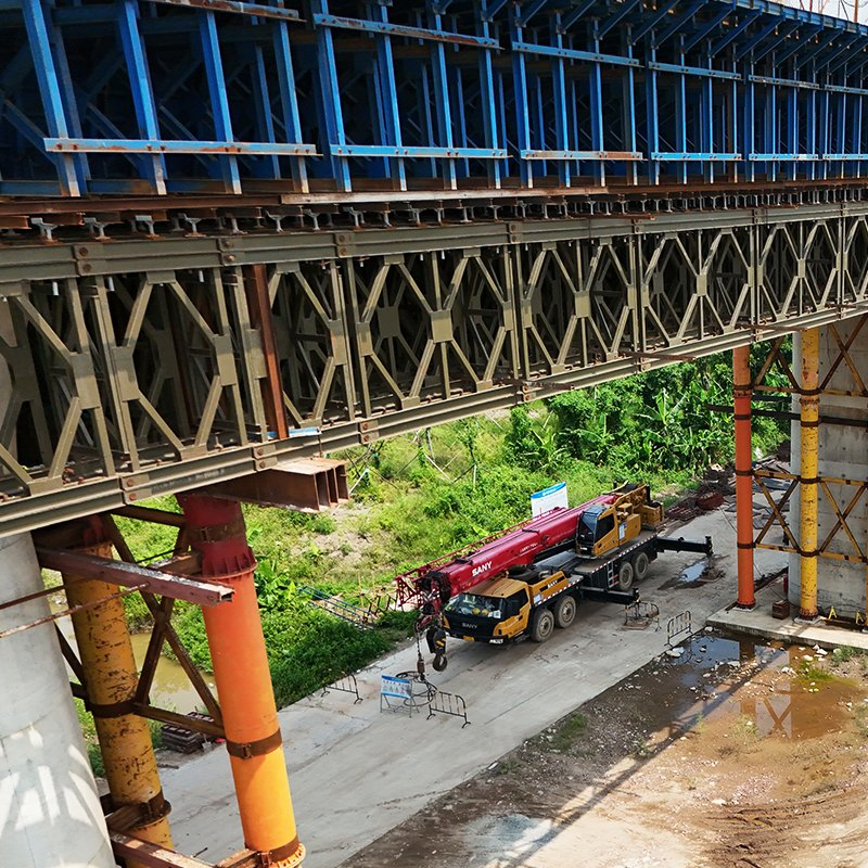 Durable Steel Suspension Bridge for Reliable Transportation Solutions