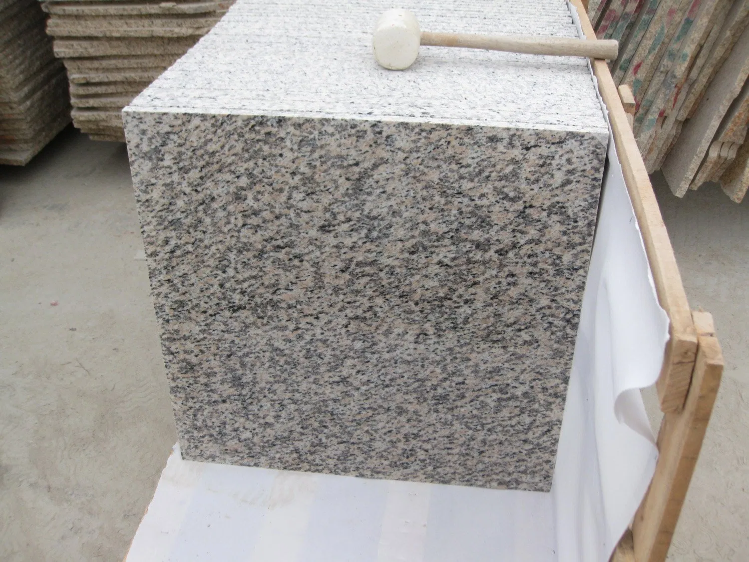 Natural Stone black/white/grey polished/honed/flamed/Brushed Tiger Skin Red China Granite  for floor/wall/outdoor slabs/tiles/countertops/stairs/sills/pavers