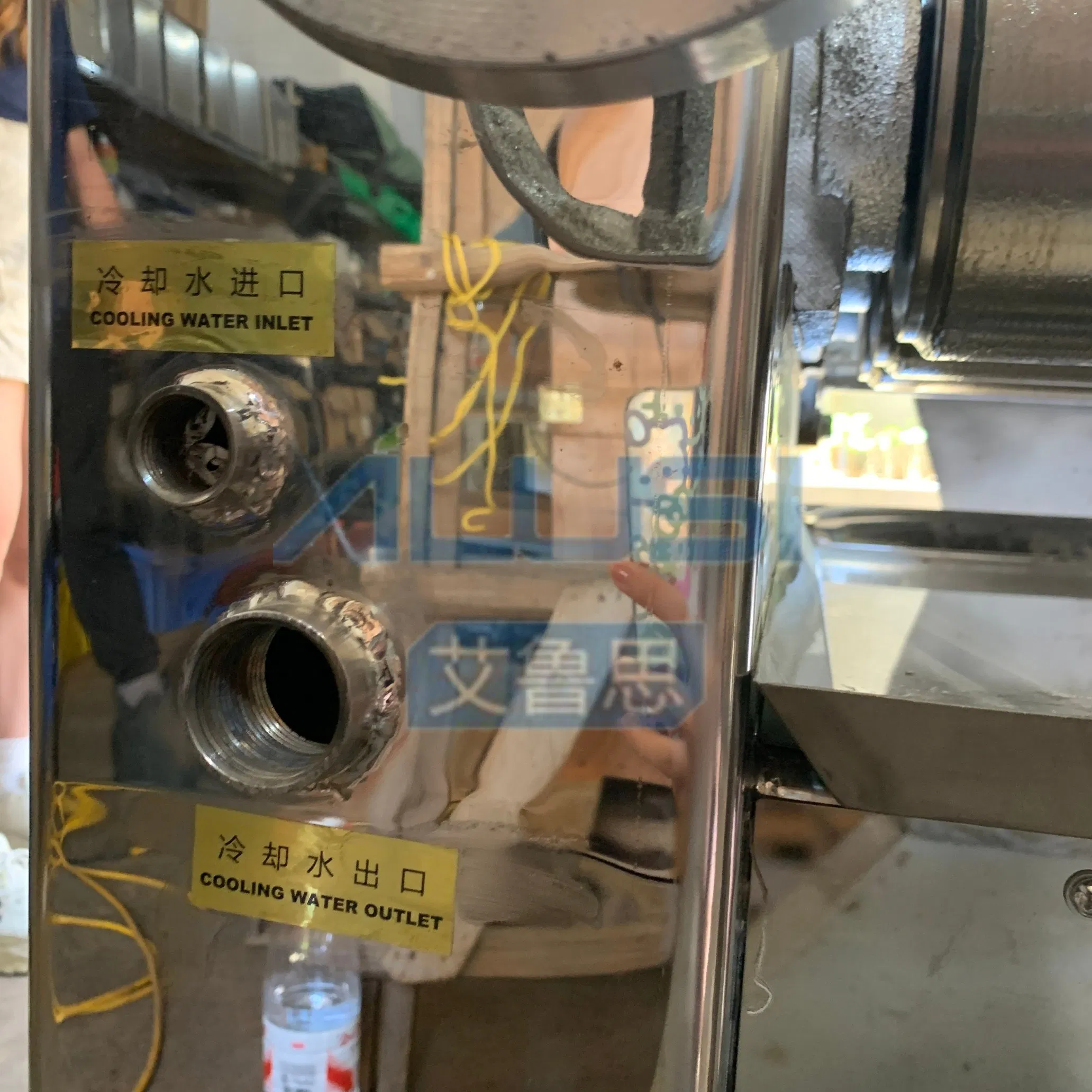 Лабораторная трехвалковая мельница S65/150 Cosmati