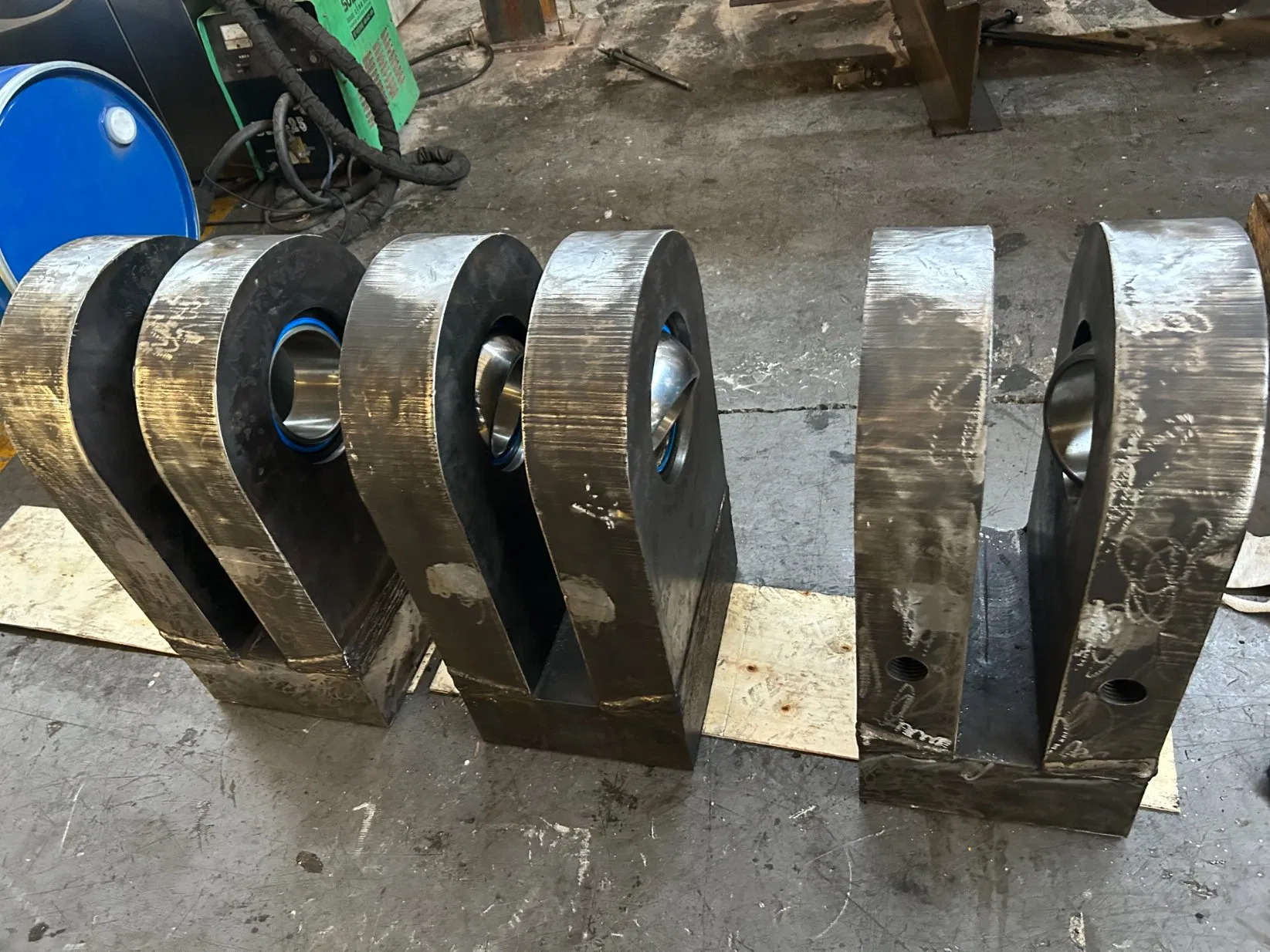 Factory Produce Viscous Fluid Damper for Bridge & Building Anti-Earthquake ISO