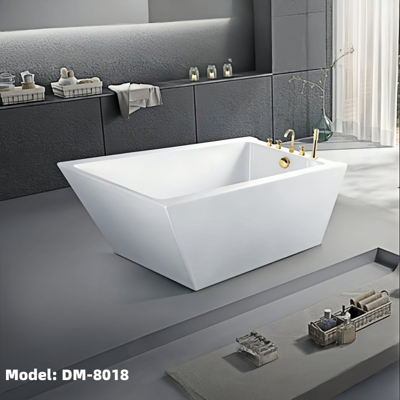 Роскошная отдельностоящая ванна с гидромассажем