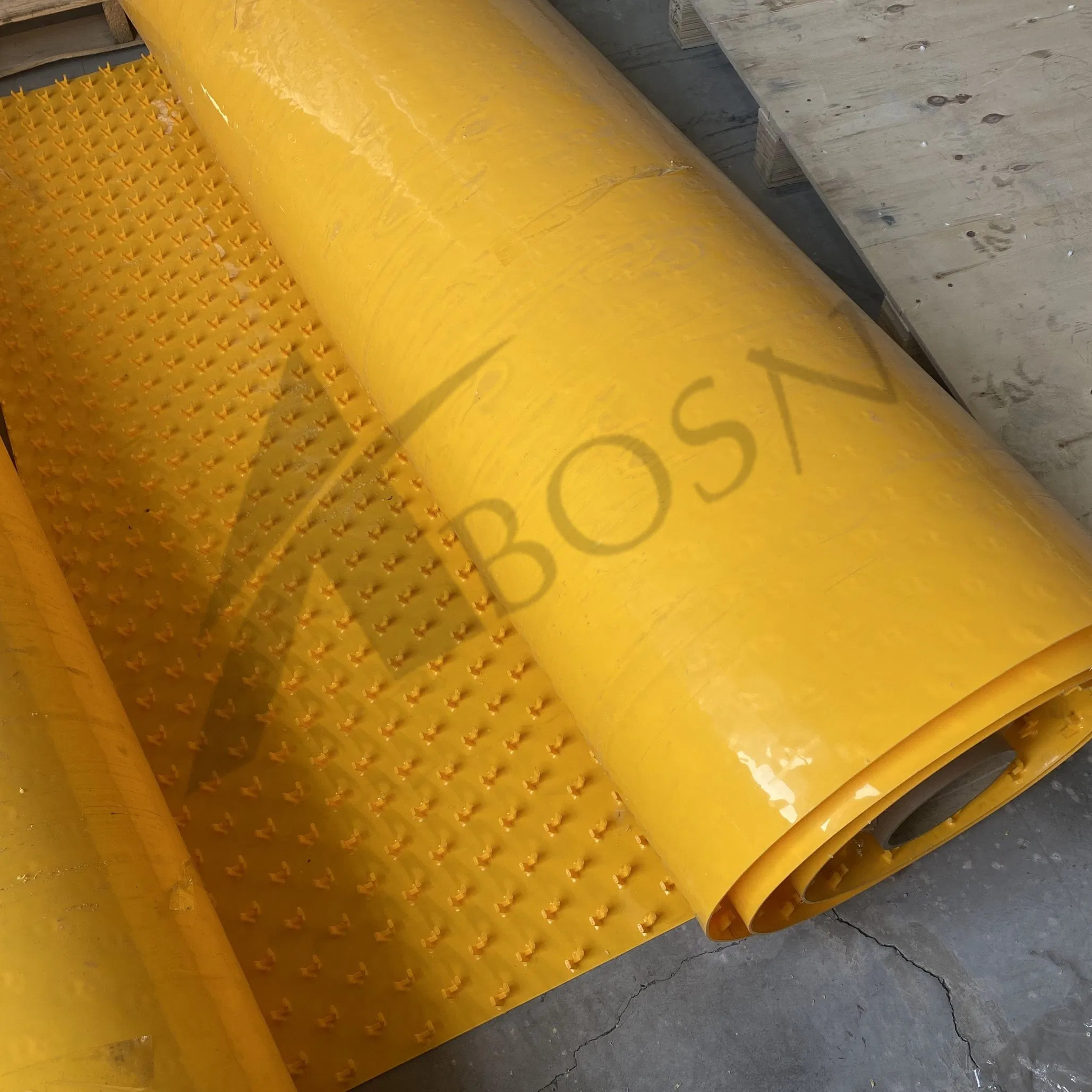 Геомембрана HDPE желтая для гидроизоляции бетонных плит