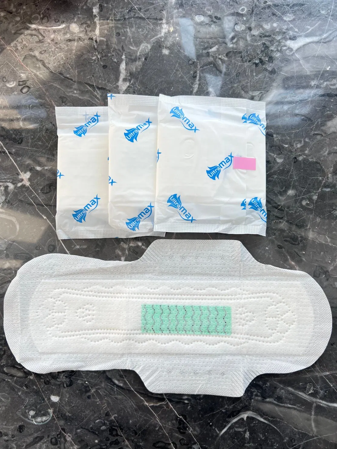 OEM Anion Sanitary Napkin Price Disposable Perfumed Feminine Hygiene Products