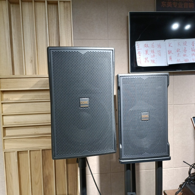 8. Superior Quality K210 Speaker for Accurate Studio Monitoring