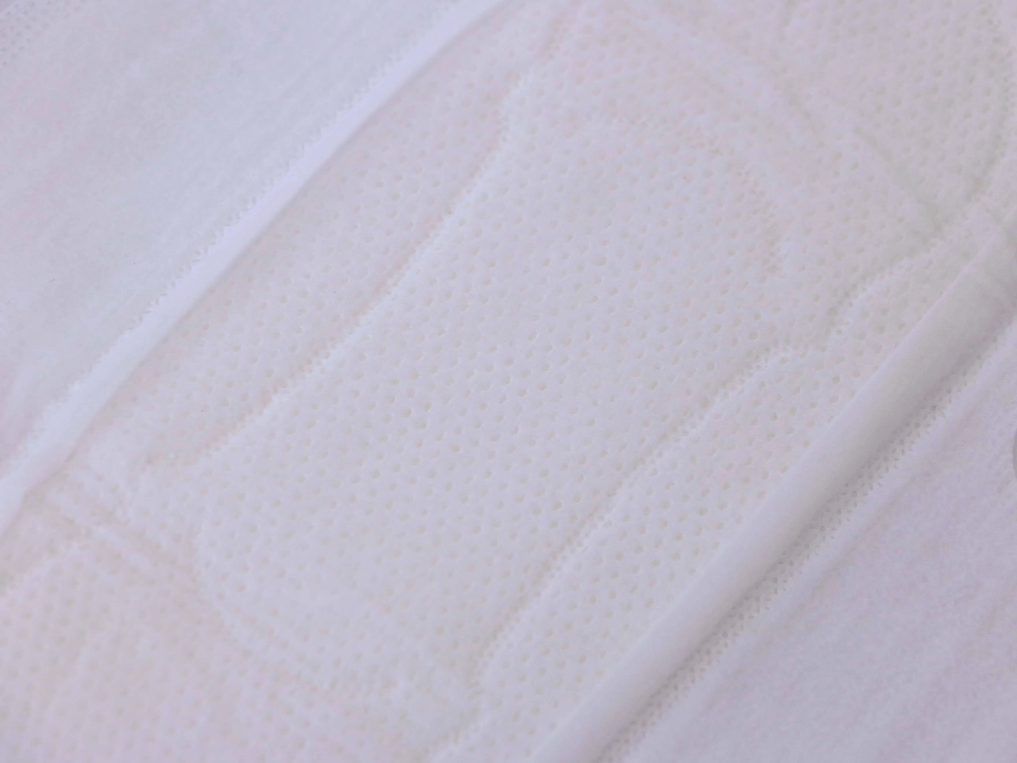 Breathable Ultra Thin Sanitary Pads for Daily Use