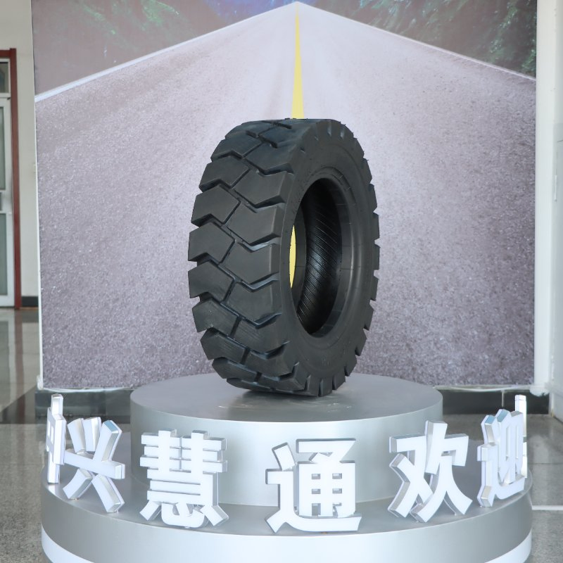 23x9-10 NHS Industrial Pneumatic Forklift Tire