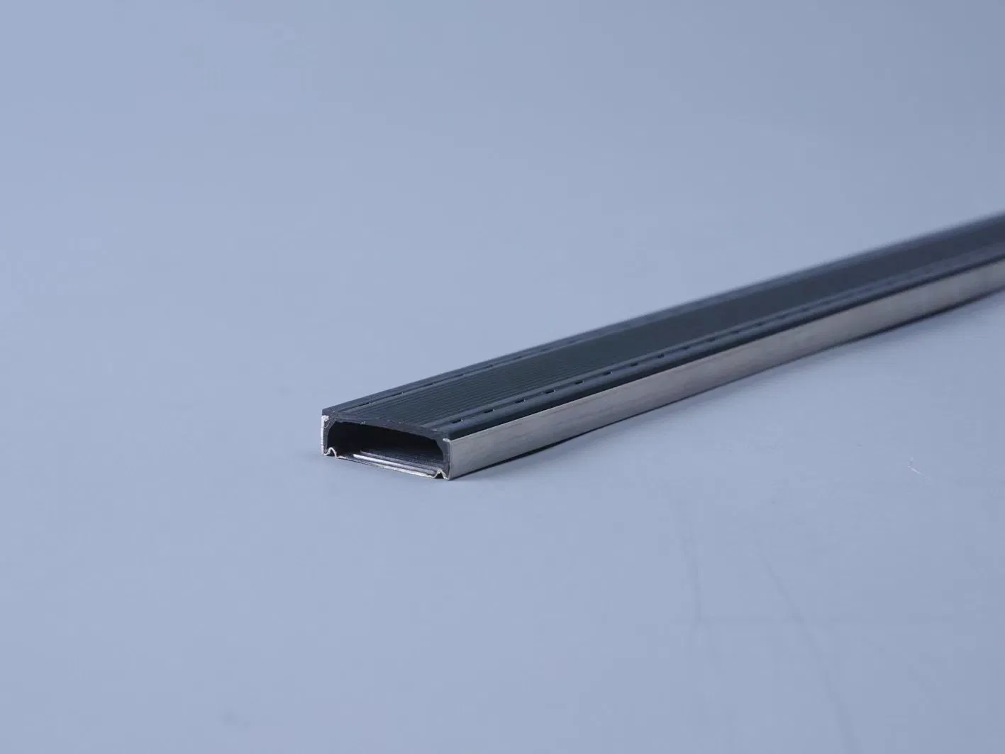 Glass Insulation Tool with 5m Length and Antioxidant Properties