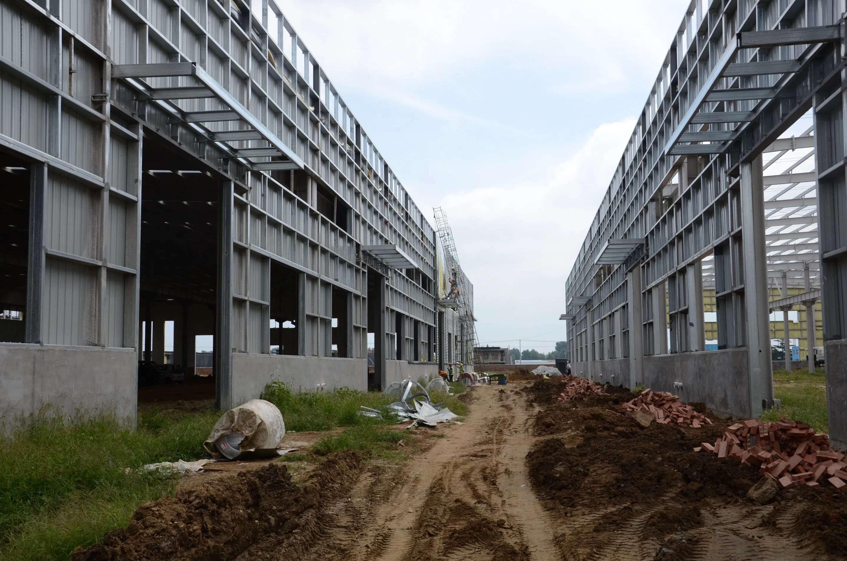 Prefabricated Light Structural Steel Structure Construction Building with Earthquake Resistance