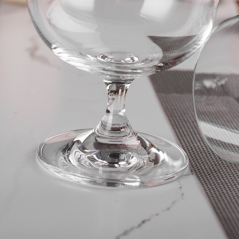 Cheap Price Modern Luxury 250ml Clear Color Embossed Engraved Vintage Glasses Wine Colored Glass Goblets Color Glass