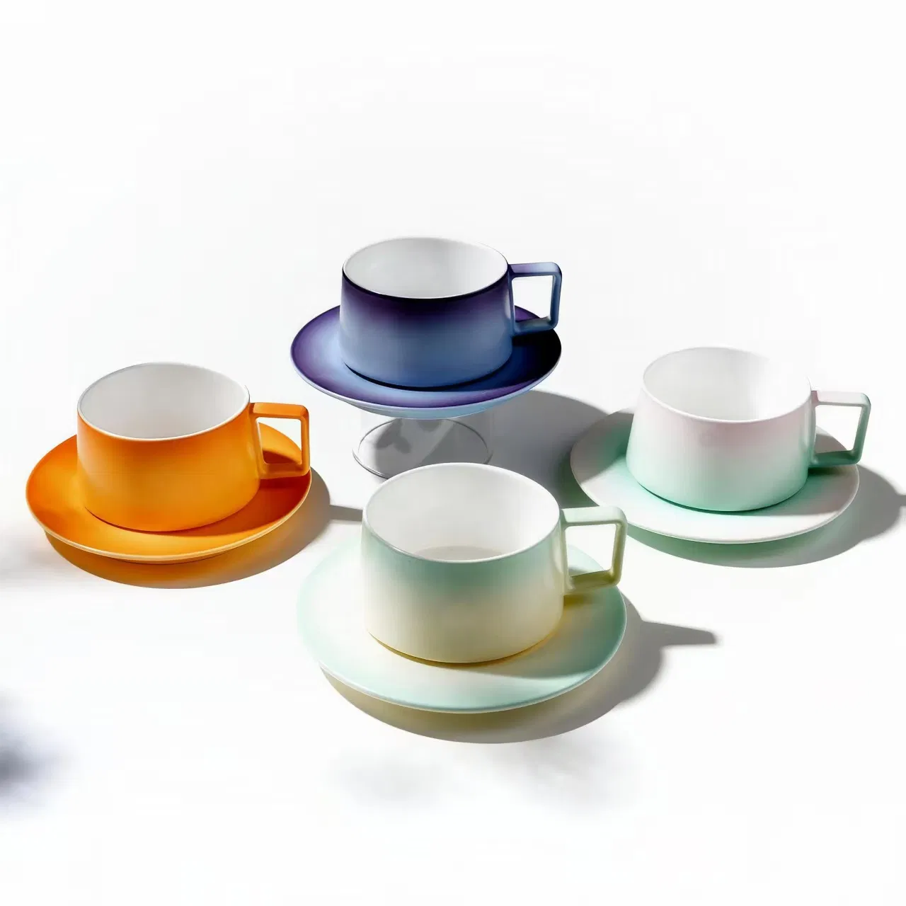 Фарфоровая кофейная кружка Bone China, 200 мл