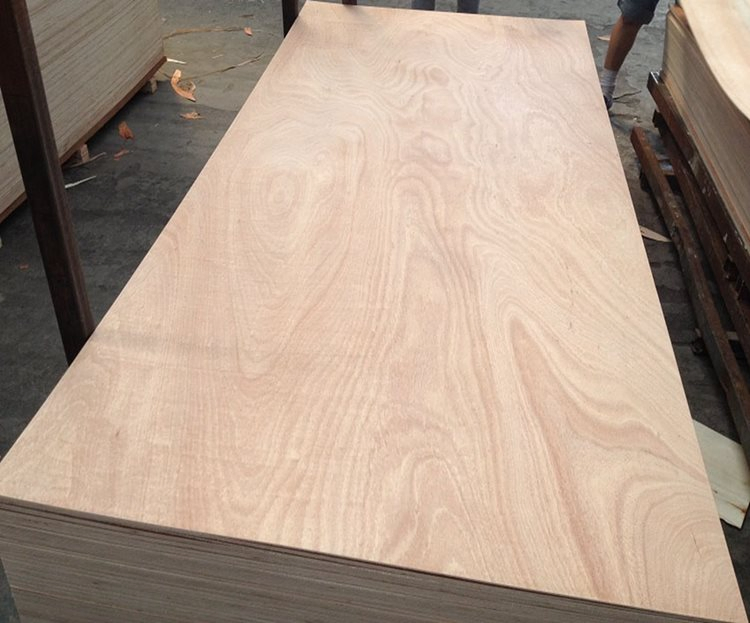 12mm Okoume Commercial Plywood for Furniture