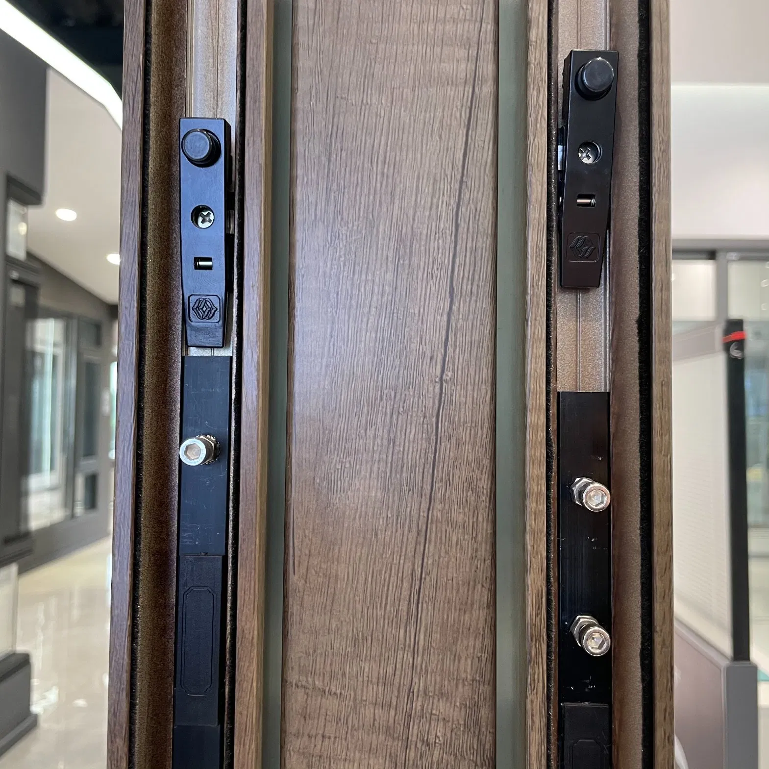 Wooden Grain Color in Sliding Door with Aluminum Thickness in 1.2mm and 1.4mm for Hot Sale Aluminum Patio Door for Balcony