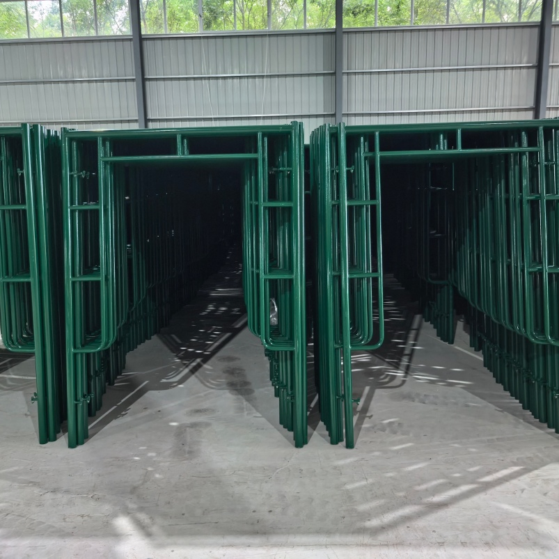 Durable Trapezoidal Scaffold for Long Term Use in Harsh Outdoor Environments