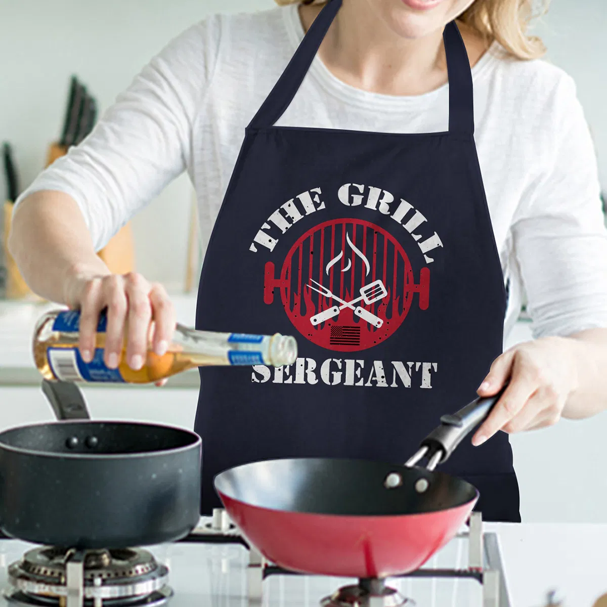 Kitchen Apron, Navy Blue with Hot Stamping, Anti-Stain and Wear-Resistant, Outdoor Barbecue, Party Apron