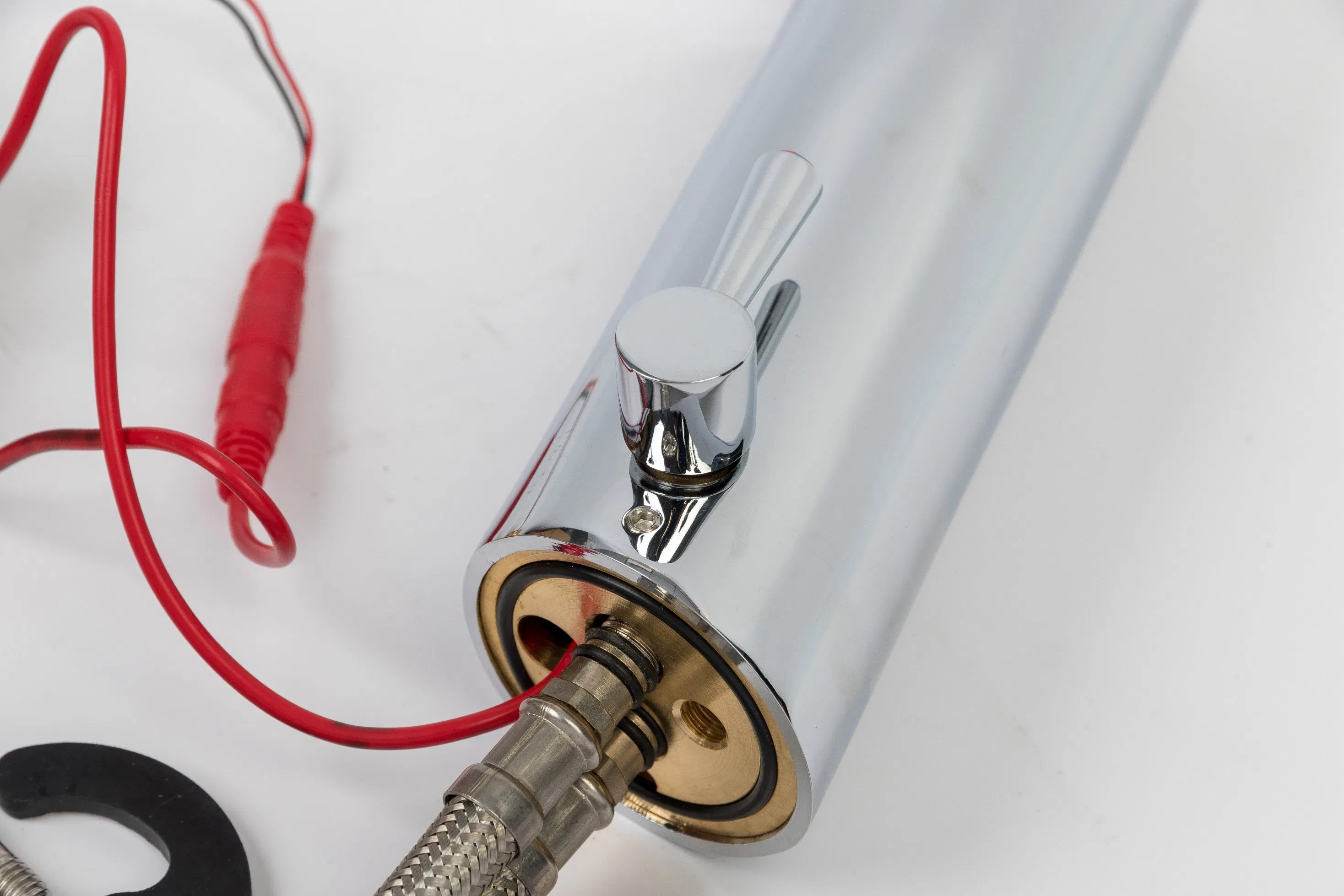 Умный бесконтактный смеситель для раковины с датчиком