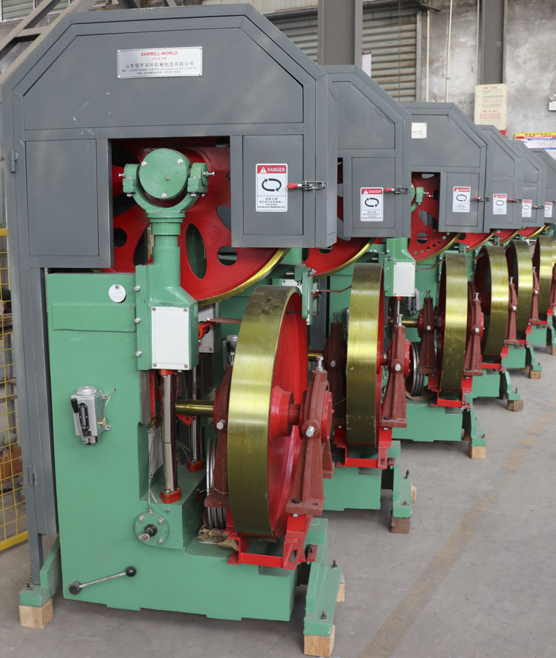 Ленточная пилорама с кареткой на фундаменте стационарная